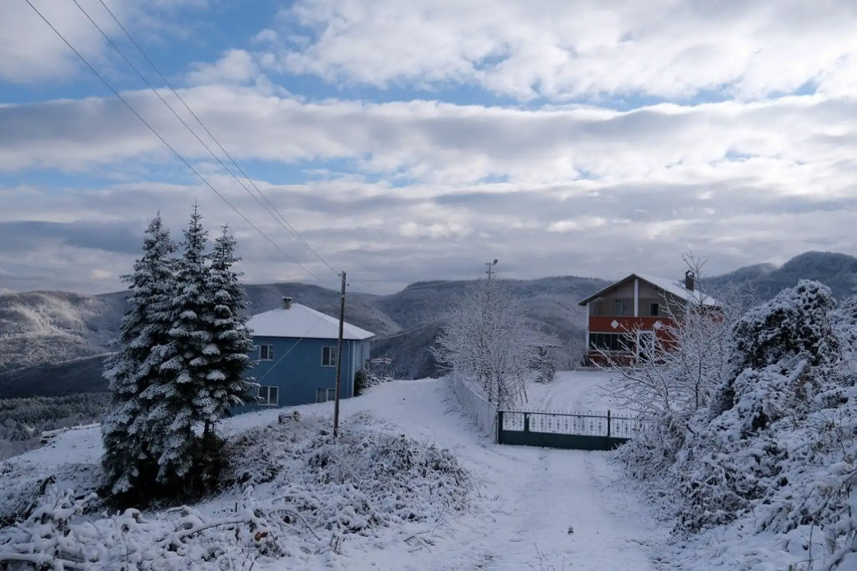 Kastamonu'da kar yağışı kartpostallık manzaralar oluşturdu