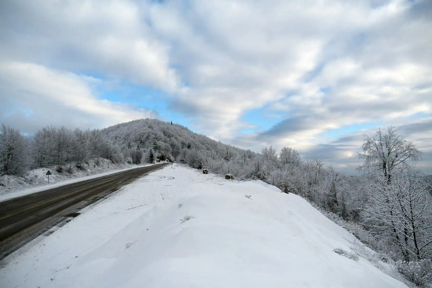 Kastamonu'da kar yağışı kartpostallık manzaralar oluşturdu