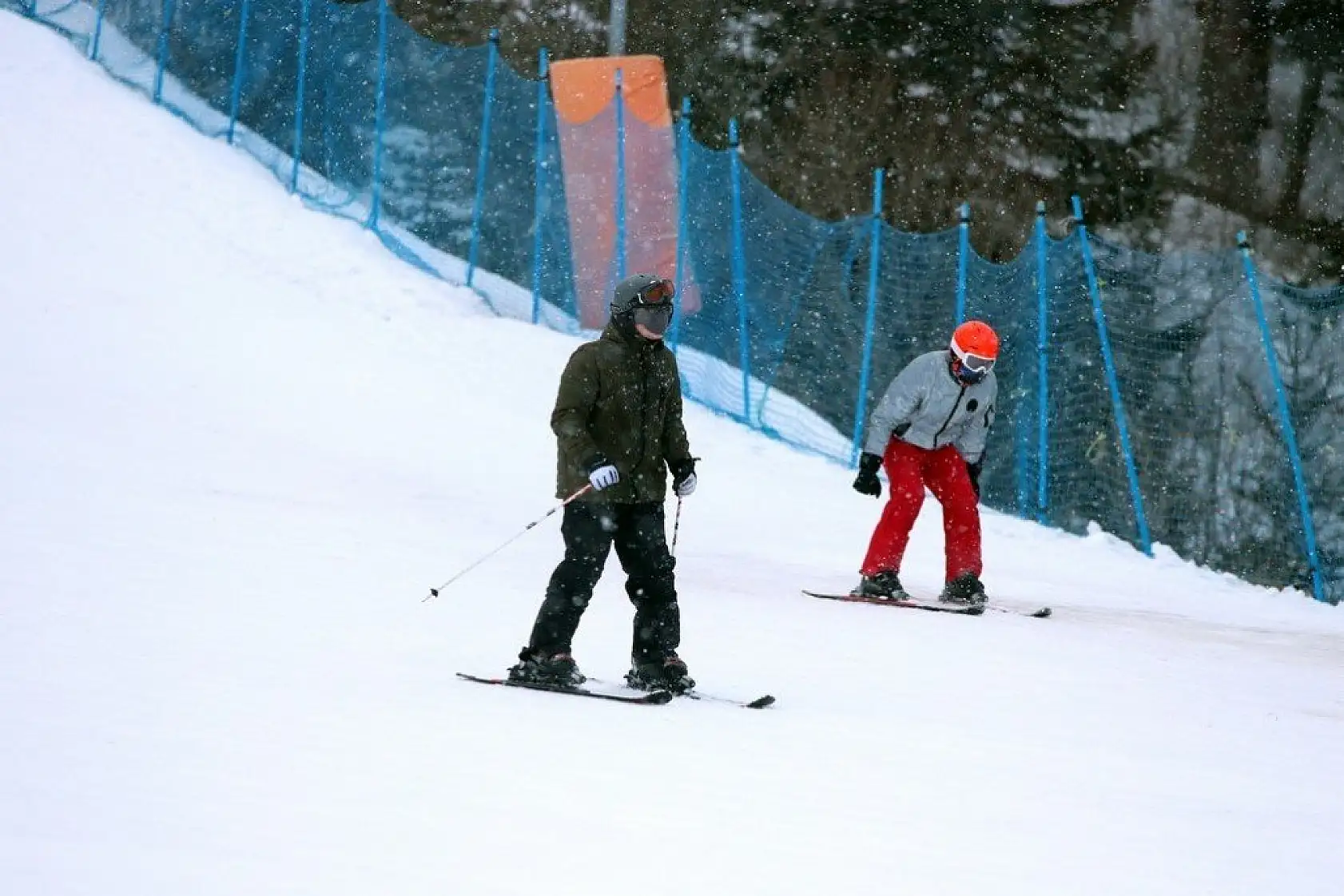 Ilgaz Dağı Kayak Merkezi'nde yoğunluk yaşanıyor
