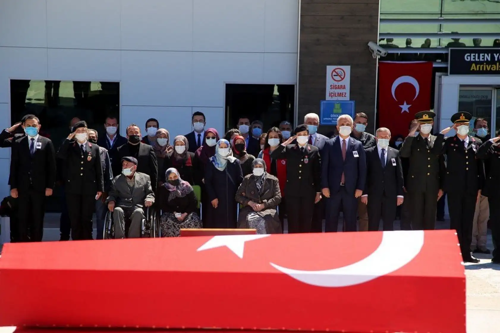 Şehit Uzman Çavuş son yolculuğuna uğurlandı