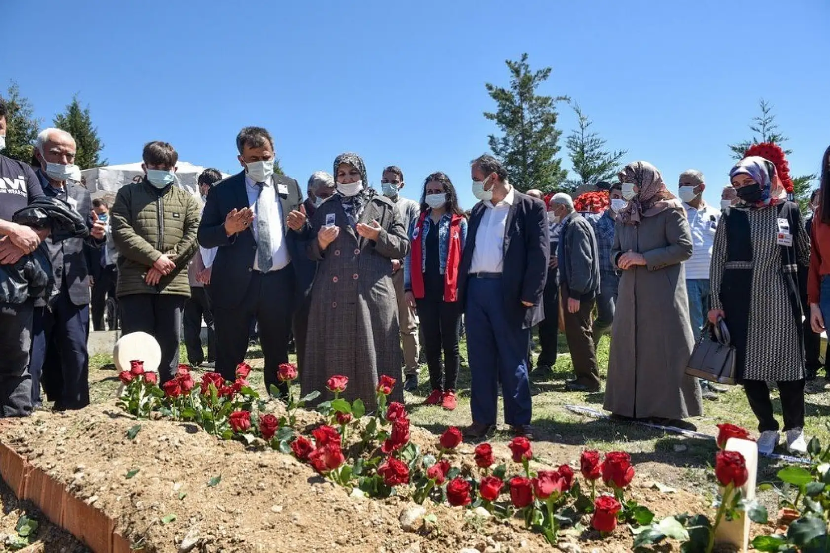 Şehit Uzman Çavuş son yolculuğuna uğurlandı