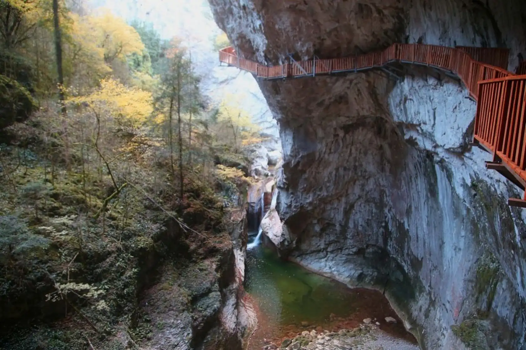 Horma Kanyonu ve Ilıca Şelalesi'nde sonbahar renkleri