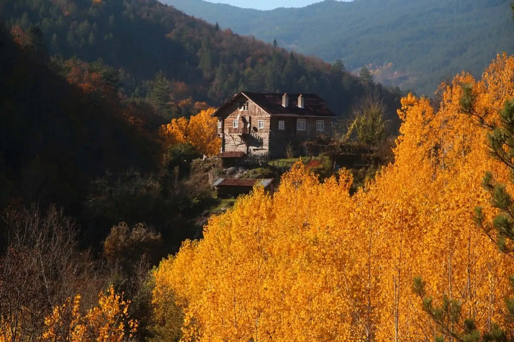 Horma Kanyonu ve Ilıca Şelalesi'nde sonbahar renkleri