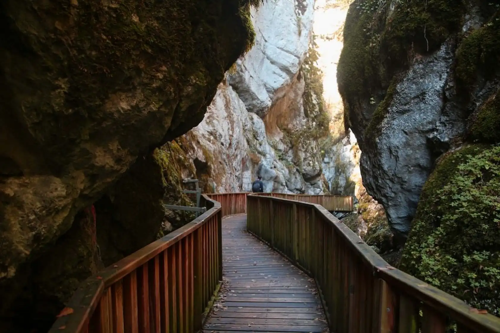 Horma Kanyonu ve Ilıca Şelalesi'nde sonbahar renkleri