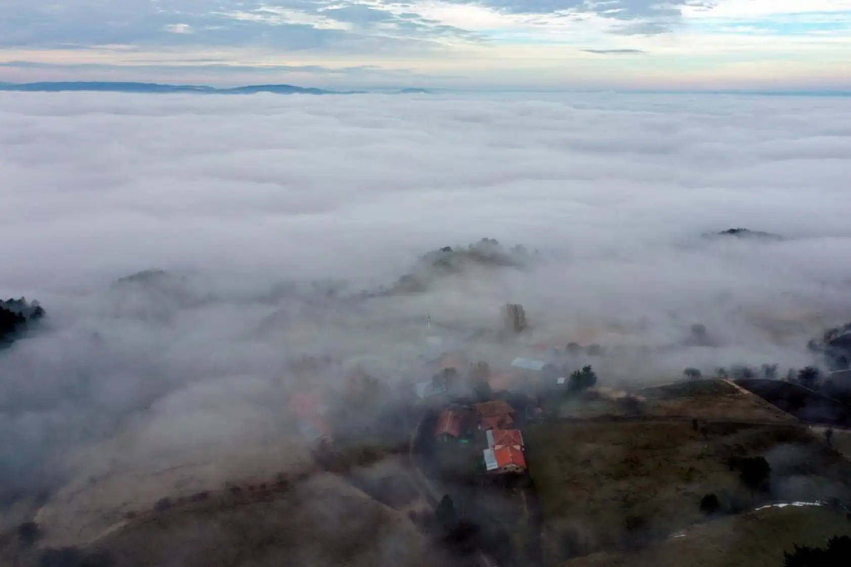 Ilgaz Dağı'nda sis havadan görüntülendi