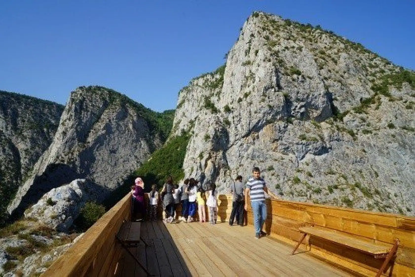 Valla Kanyonu maceraperest doğaseverleri bekliyor