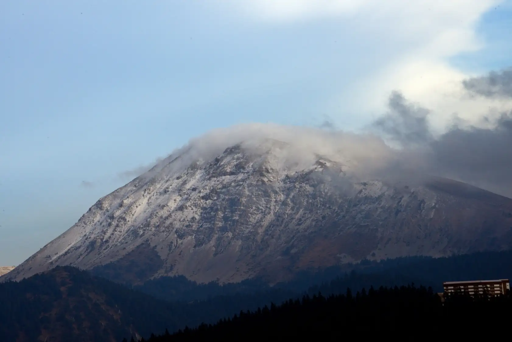 Ilgaz'ın dorukları beyaza büründü
