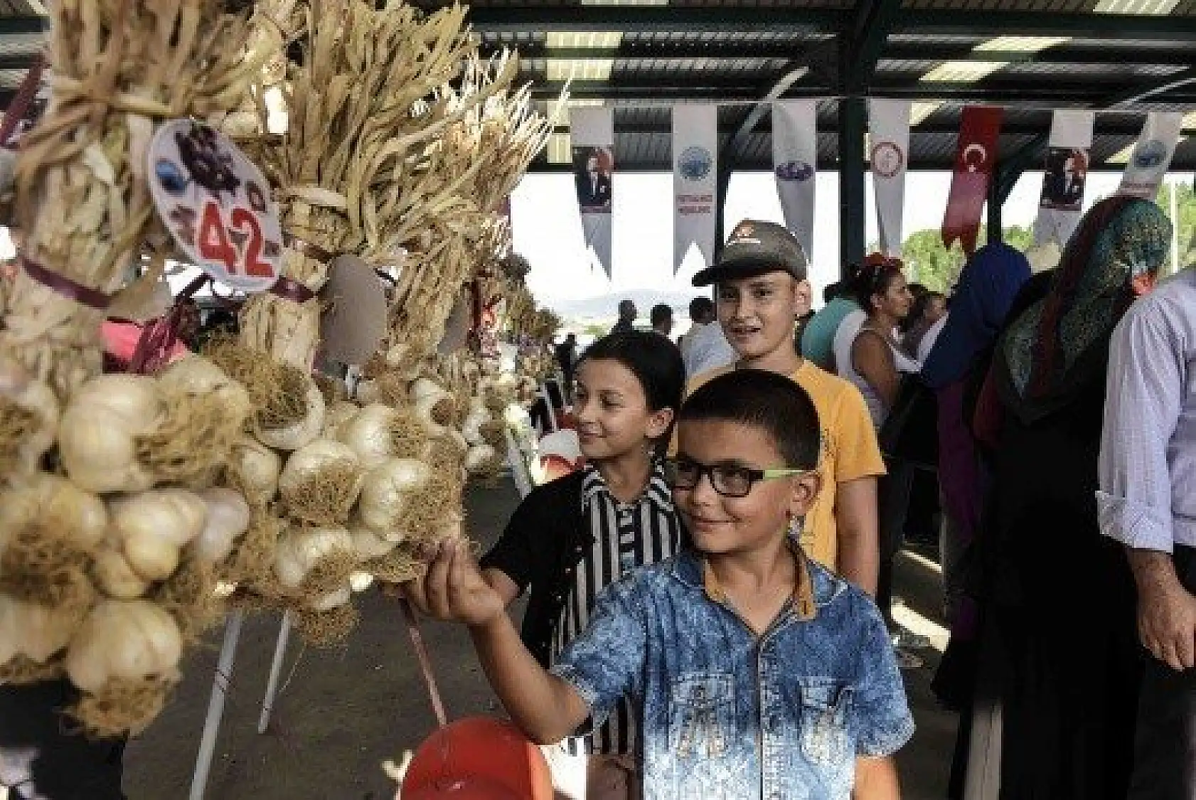 En İyi Sarımsak, Buzağı ve Kuzu Yarışmaları düzenlendi