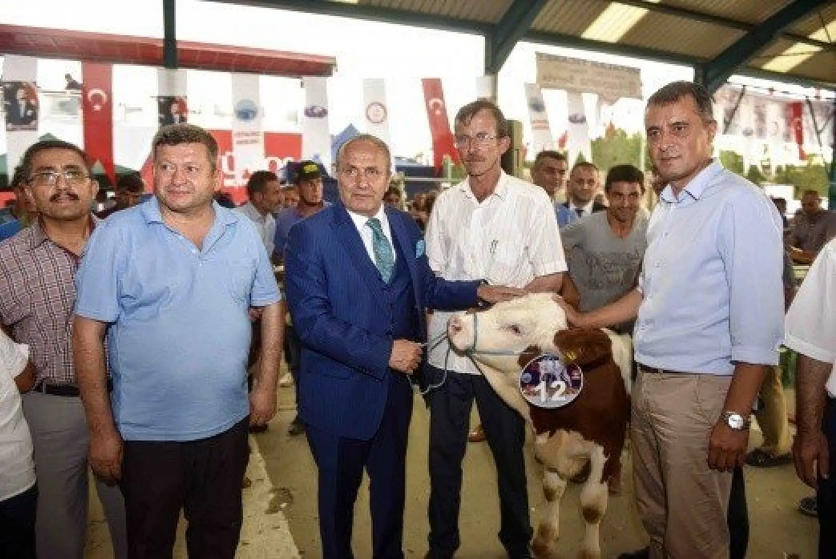 En İyi Sarımsak, Buzağı ve Kuzu Yarışmaları düzenlendi