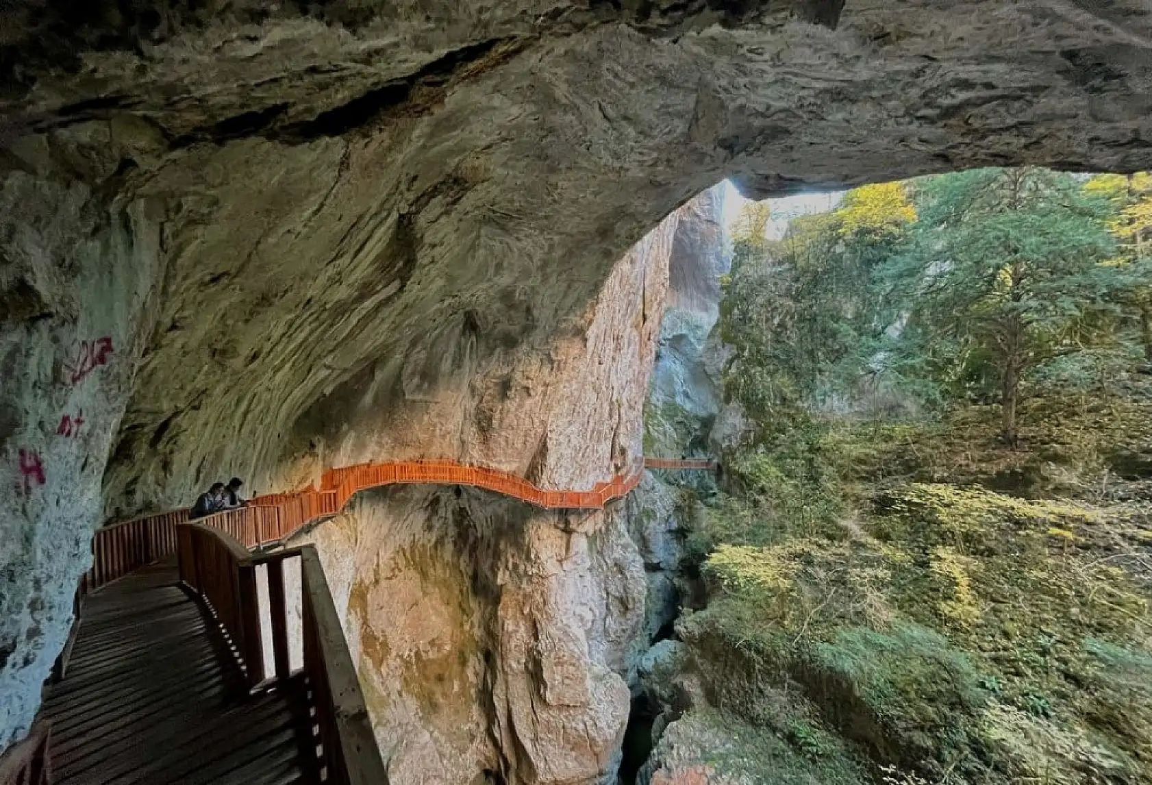 Horma Kanyonu ve Ilıca Şelalesi'nde sonbahar renkleri