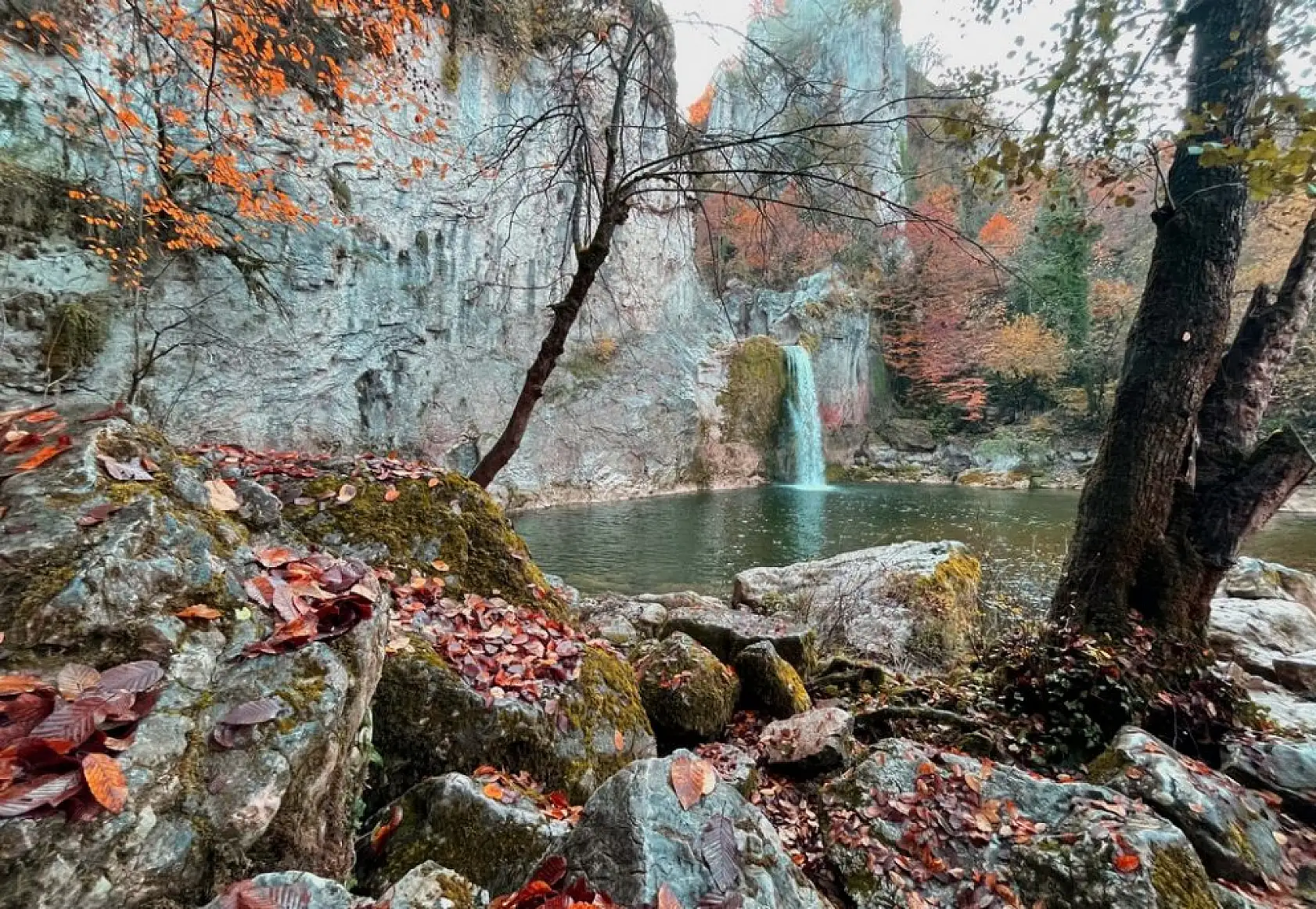 Horma Kanyonu ve Ilıca Şelalesi'nde sonbahar renkleri