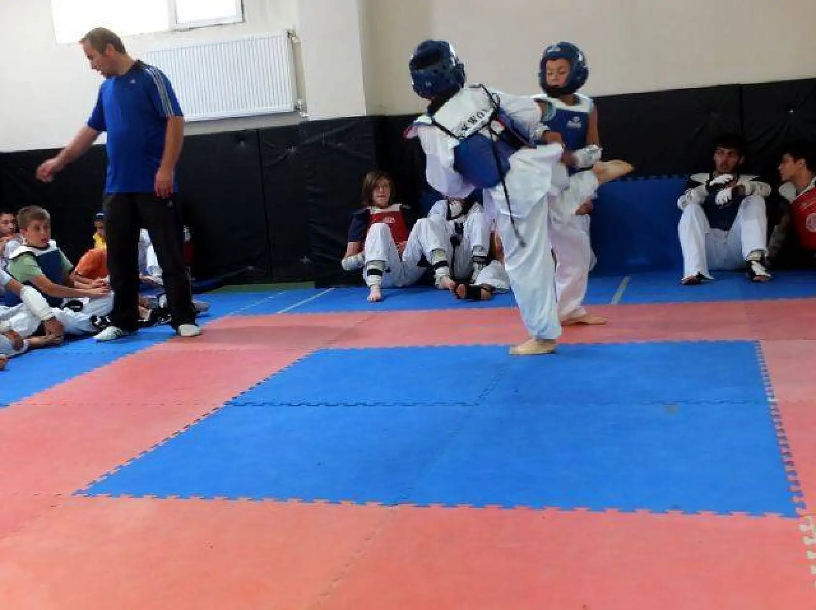 Azeri ve Kastamonu'lu Taekwondocular ortak antrenman 24-25 Ağustos 2013