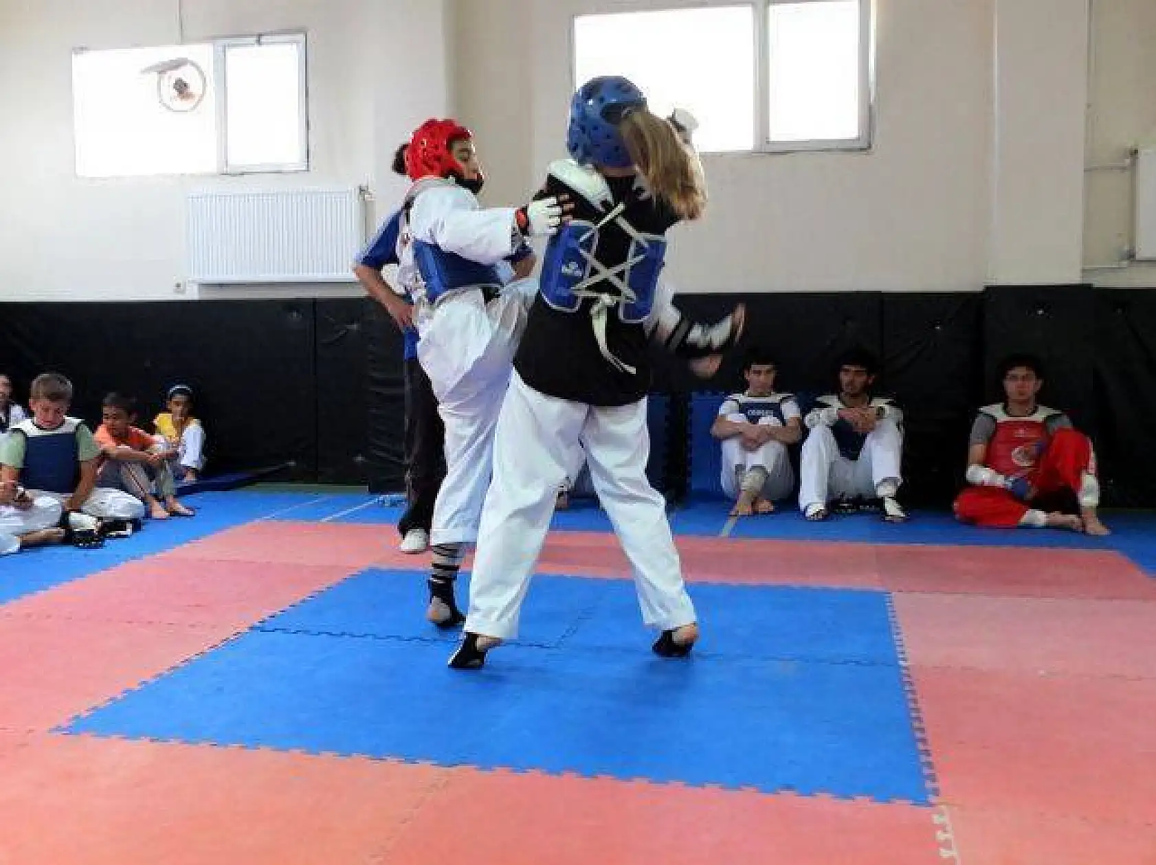 Azeri ve Kastamonu'lu Taekwondocular ortak antrenman 24-25 Ağustos 2013