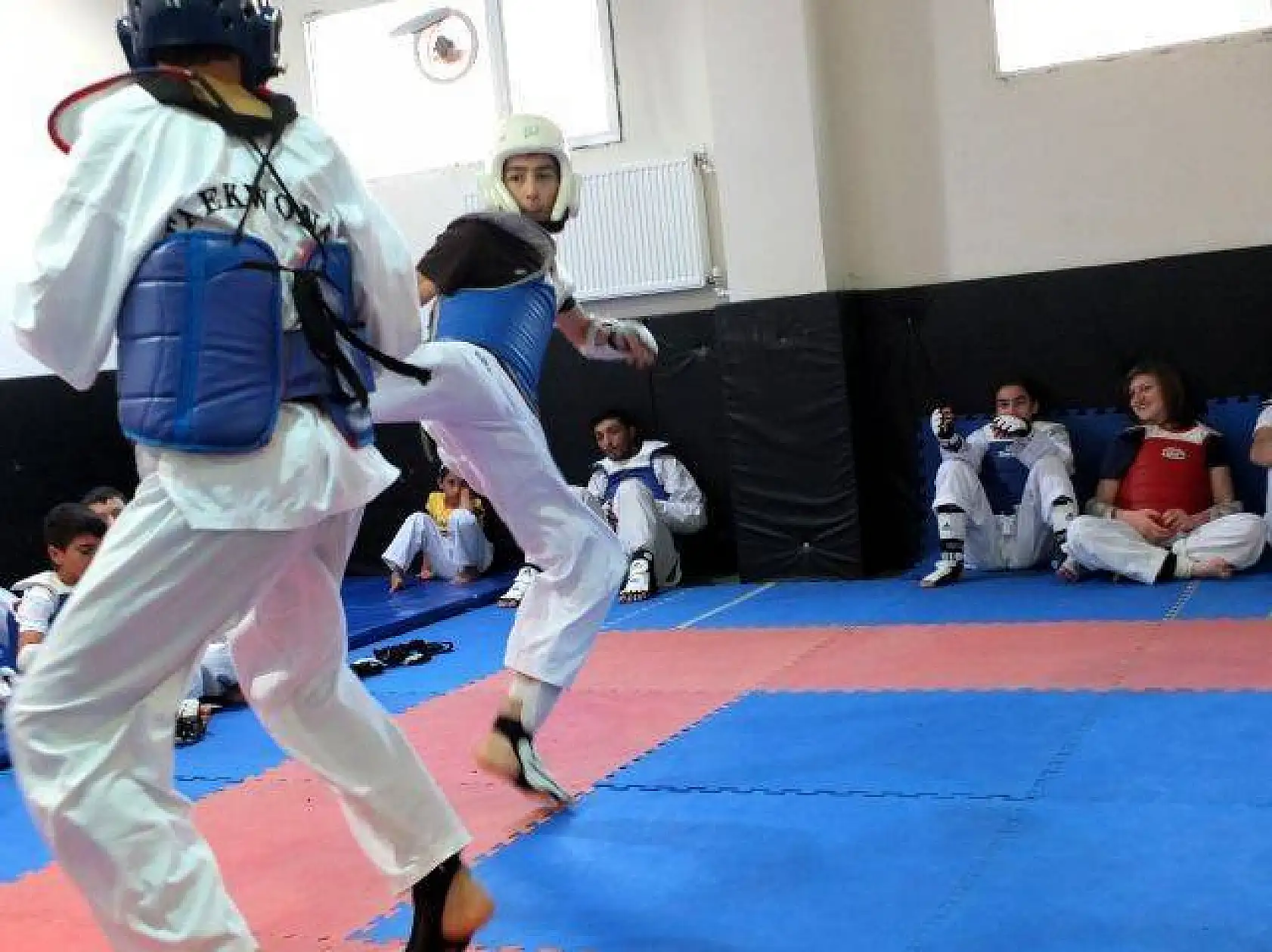 Azeri ve Kastamonu'lu Taekwondocular ortak antrenman 24-25 Ağustos 2013
