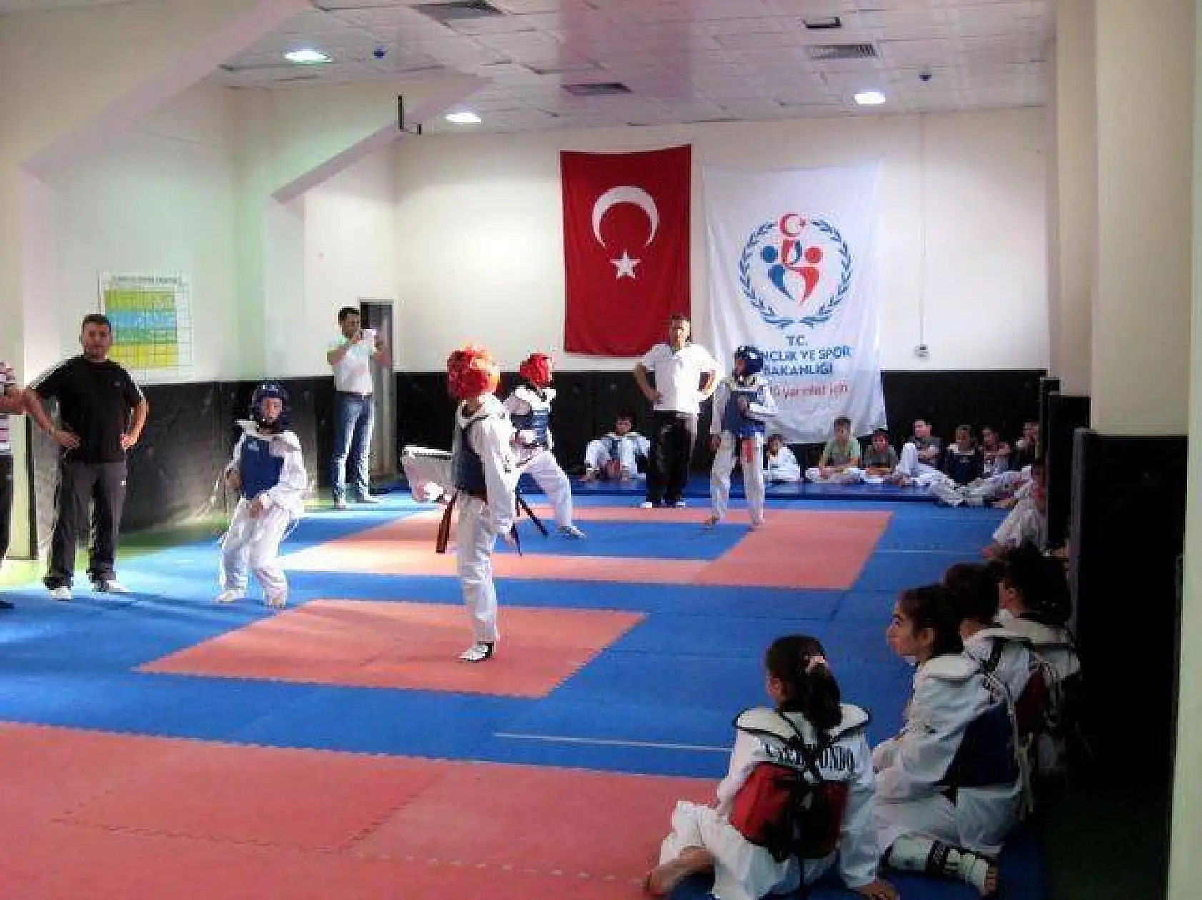 Azeri ve Kastamonu'lu Taekwondocular ortak antrenman 24-25 Ağustos 2013