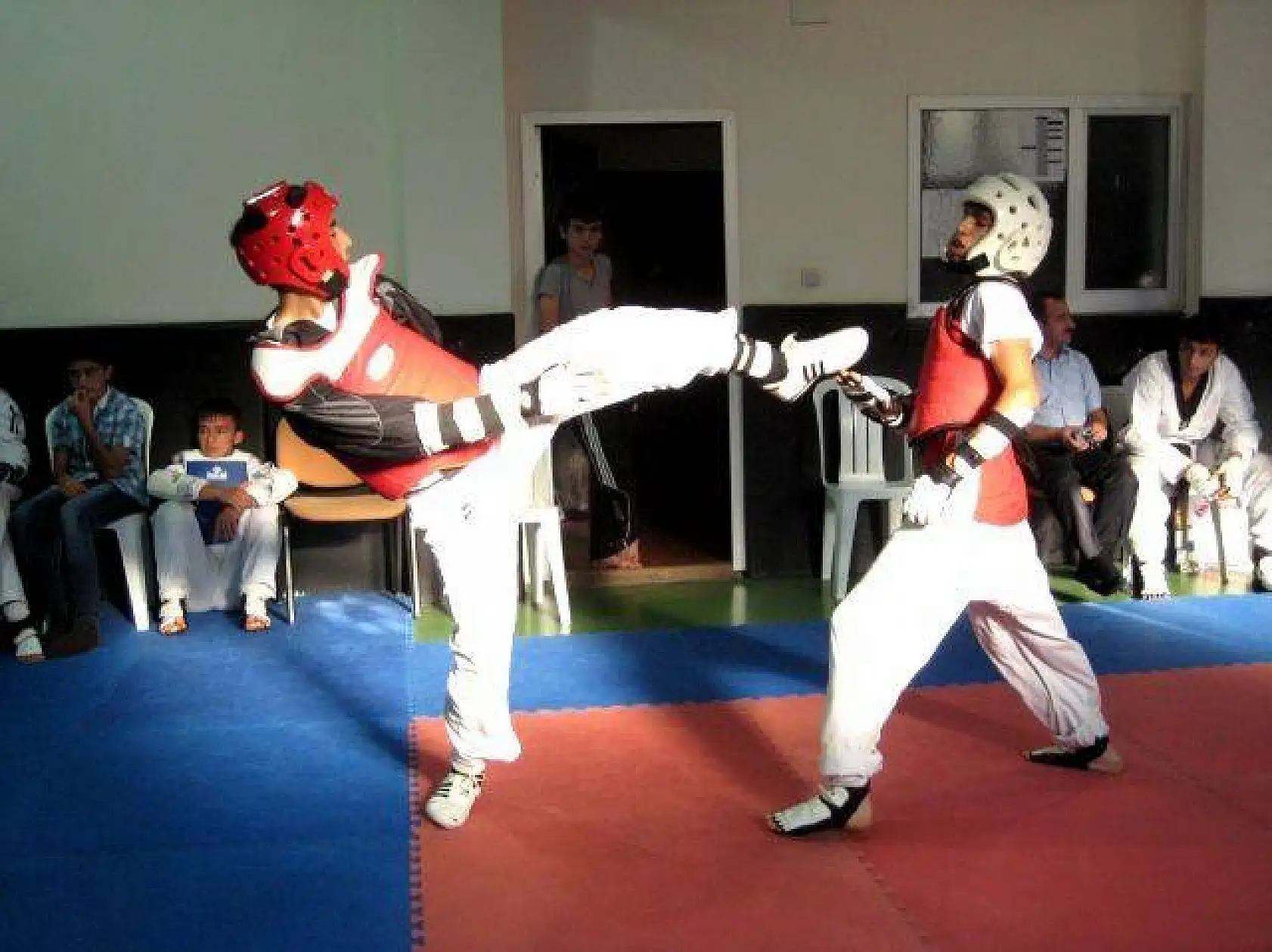 Azeri ve Kastamonu'lu Taekwondocular ortak antrenman 24-25 Ağustos 2013