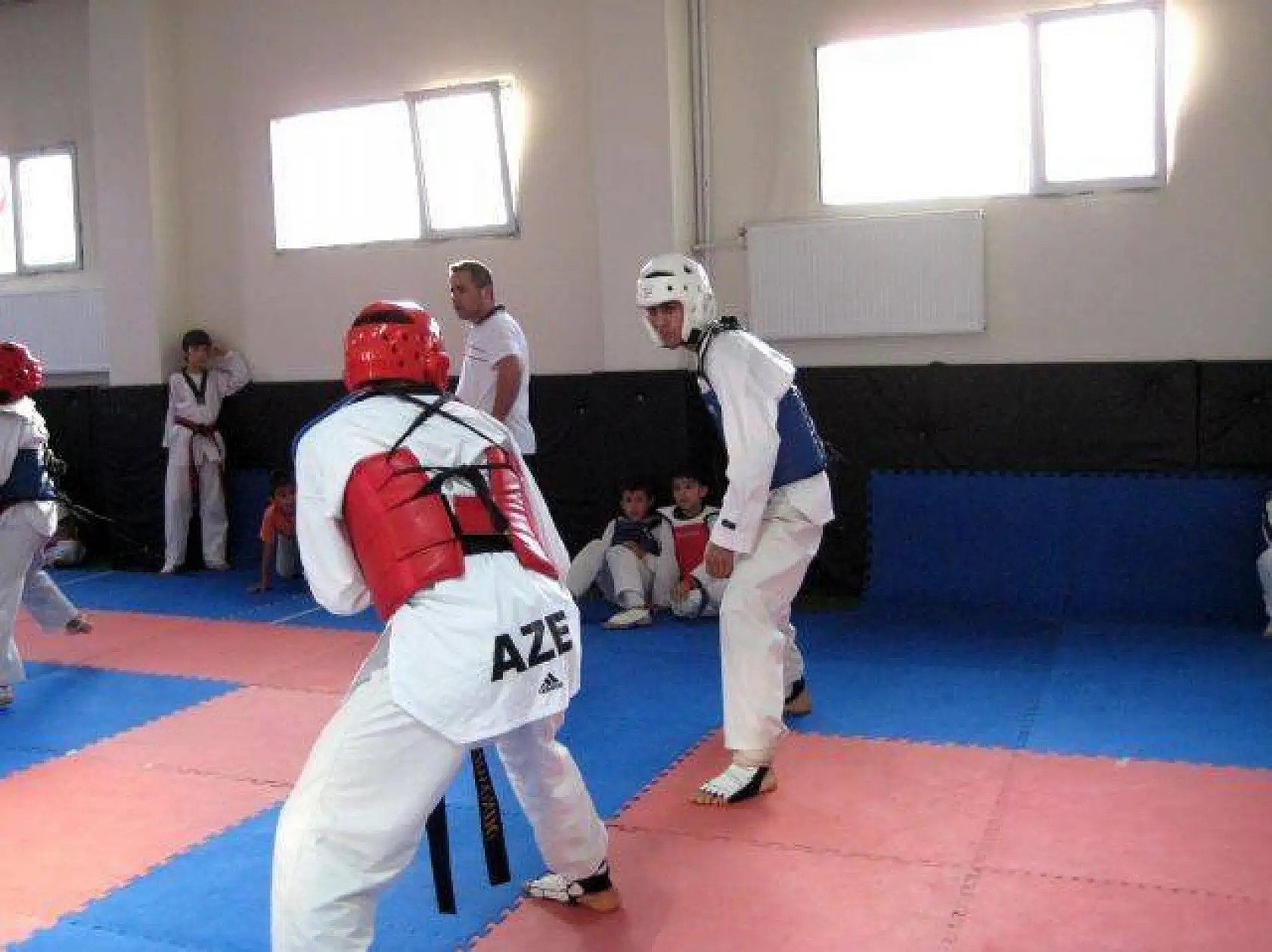Azeri ve Kastamonu'lu Taekwondocular ortak antrenman 24-25 Ağustos 2013