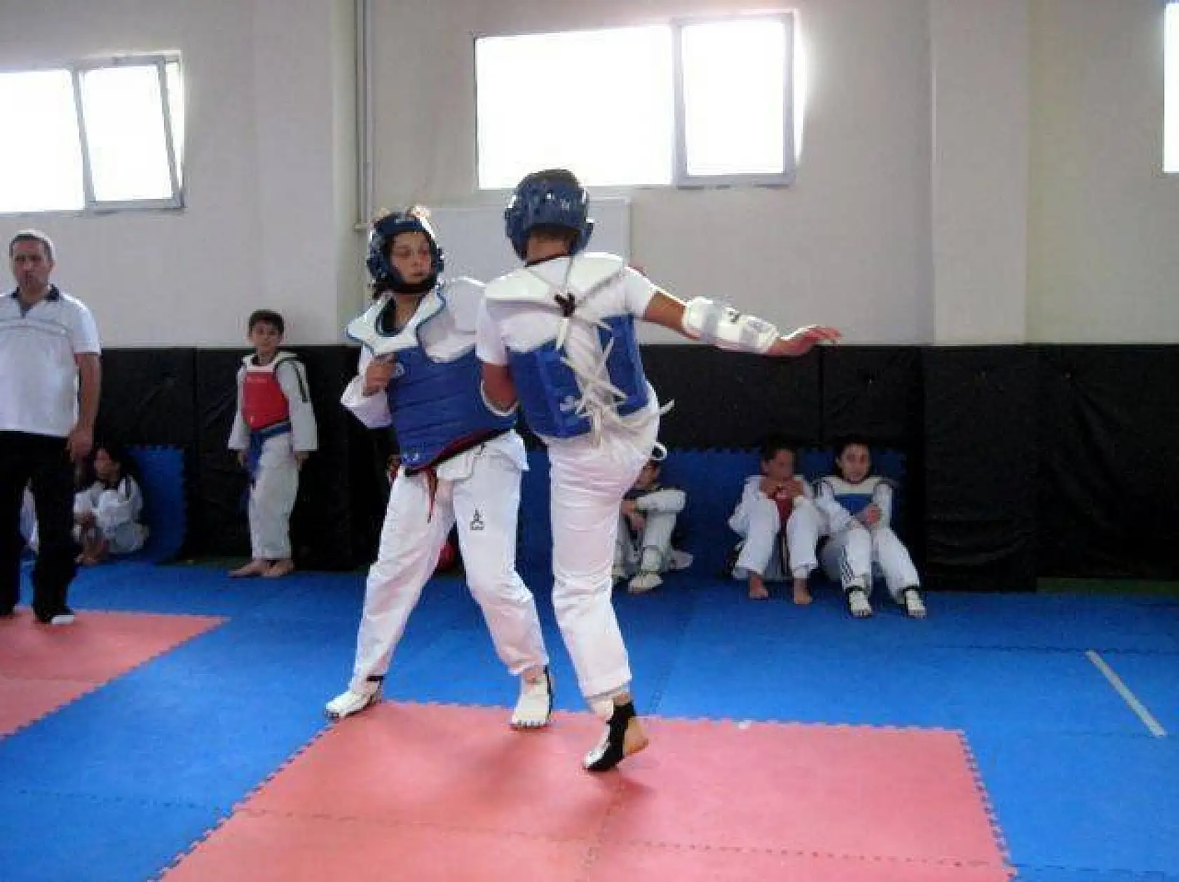 Azeri ve Kastamonu'lu Taekwondocular ortak antrenman 24-25 Ağustos 2013