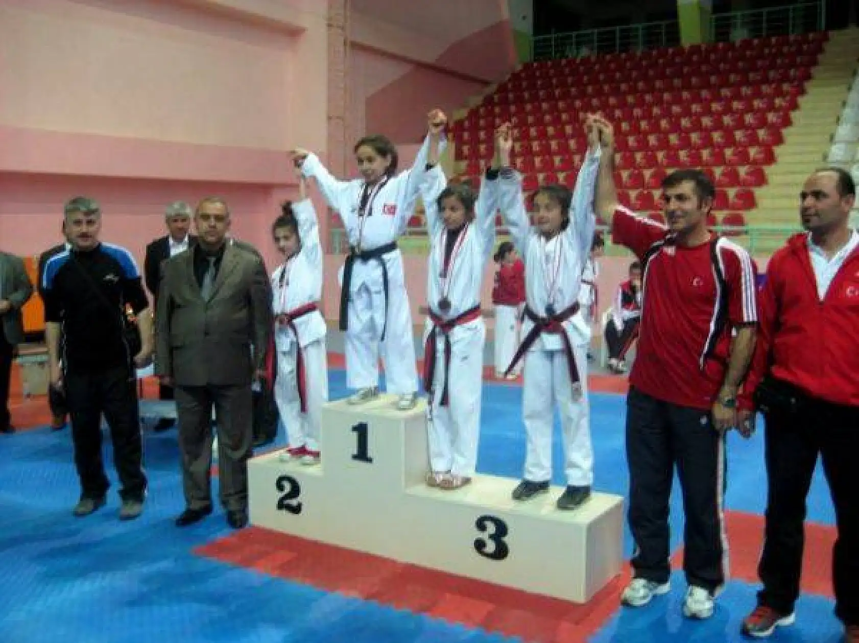 Yozgat Taekwondo Şampiyonası-06-07 Nisan 2013