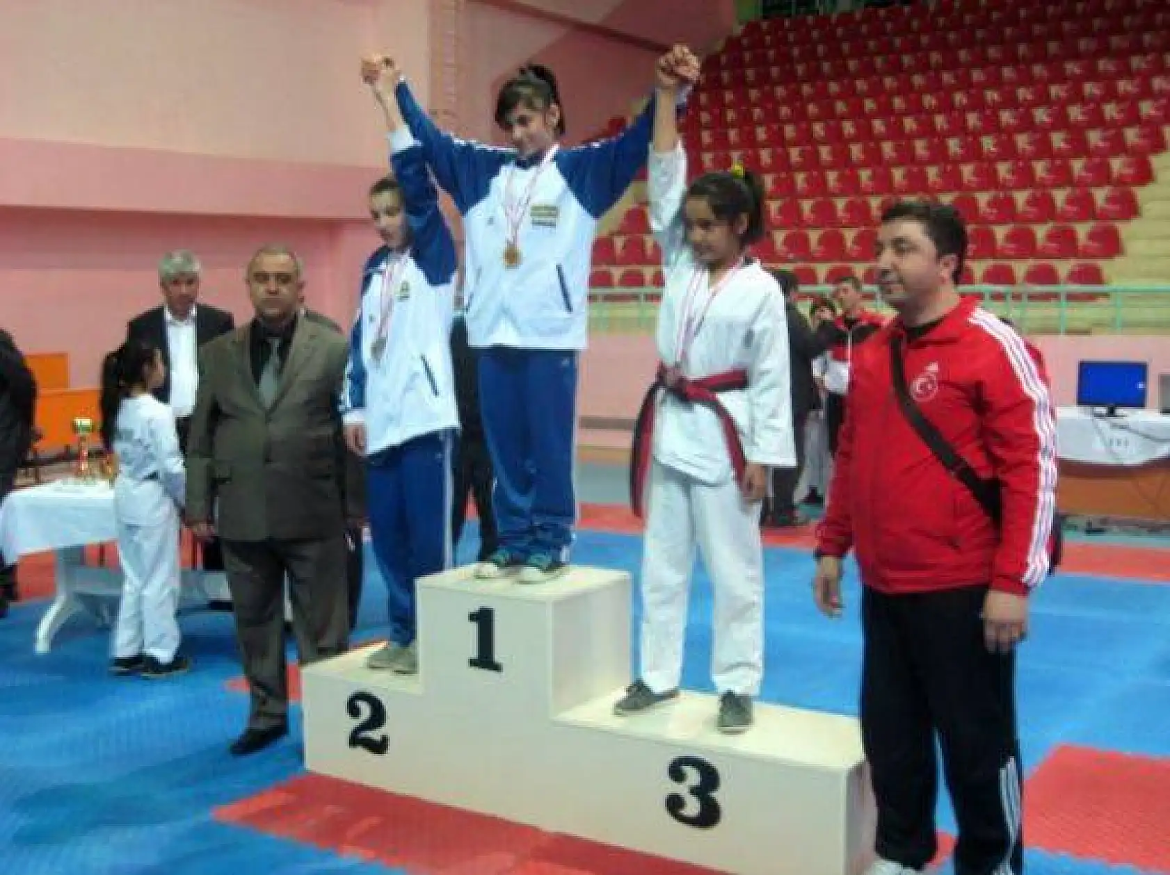 Yozgat Taekwondo Şampiyonası-06-07 Nisan 2013