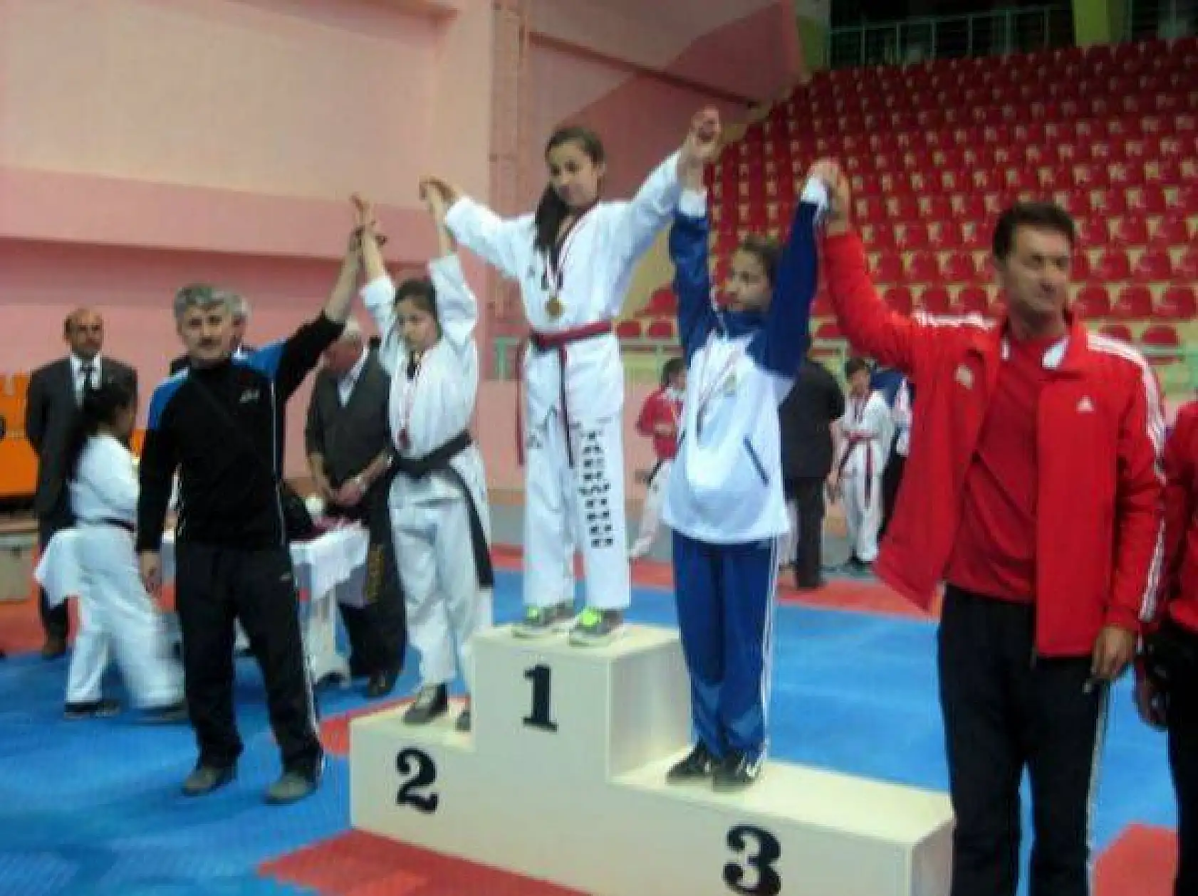 Yozgat Taekwondo Şampiyonası-06-07 Nisan 2013
