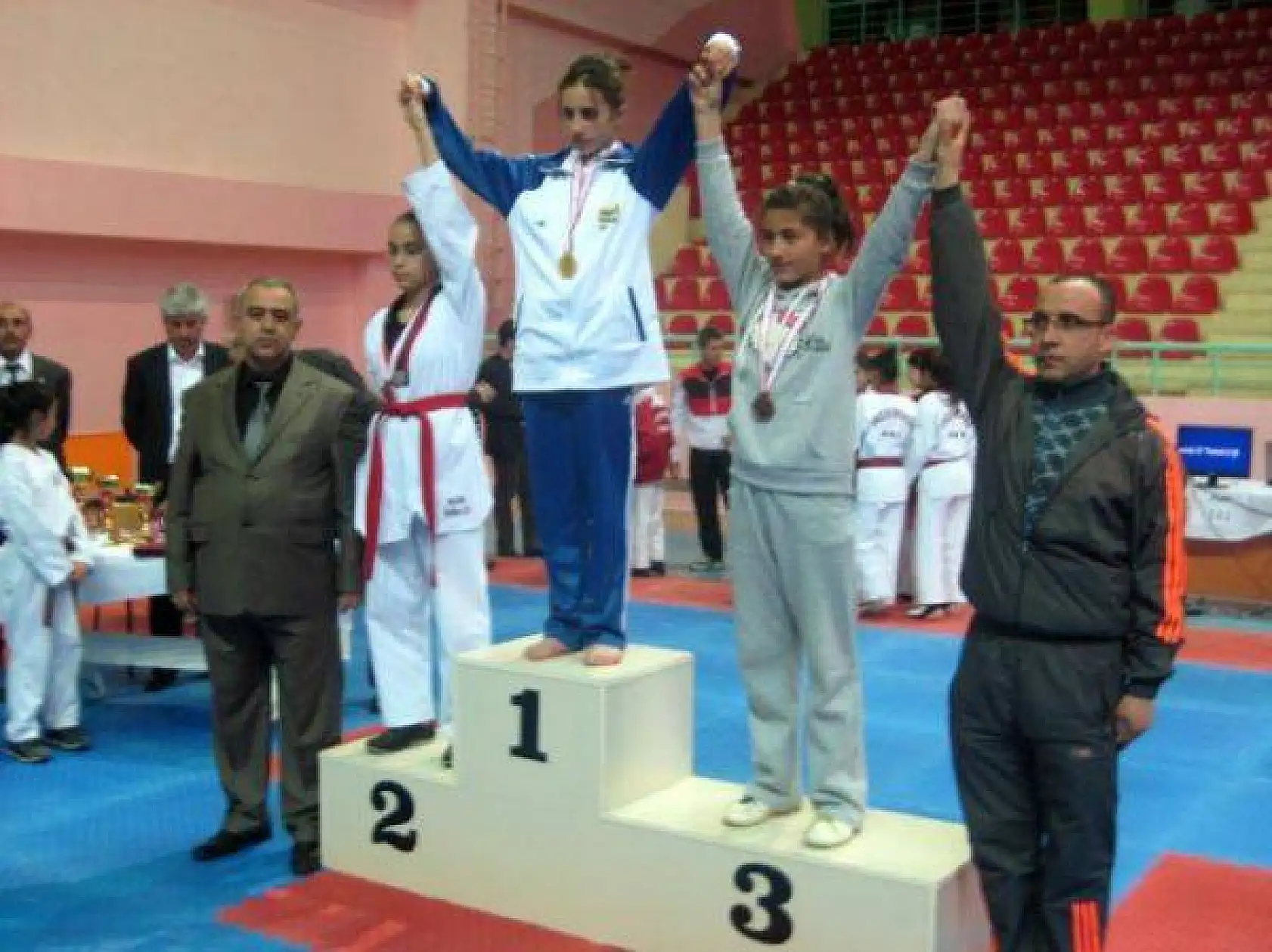 Yozgat Taekwondo Şampiyonası-06-07 Nisan 2013
