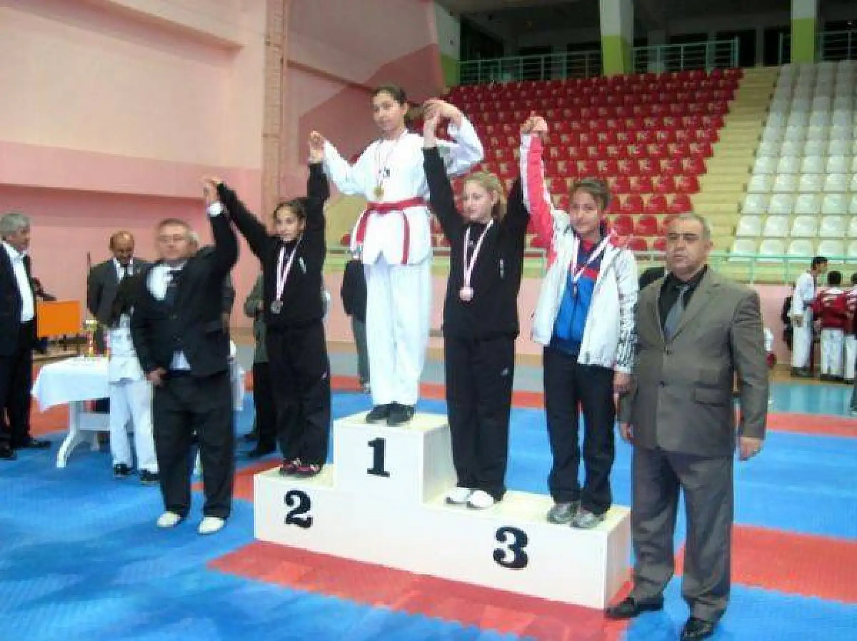 Yozgat Taekwondo Şampiyonası-06-07 Nisan 2013