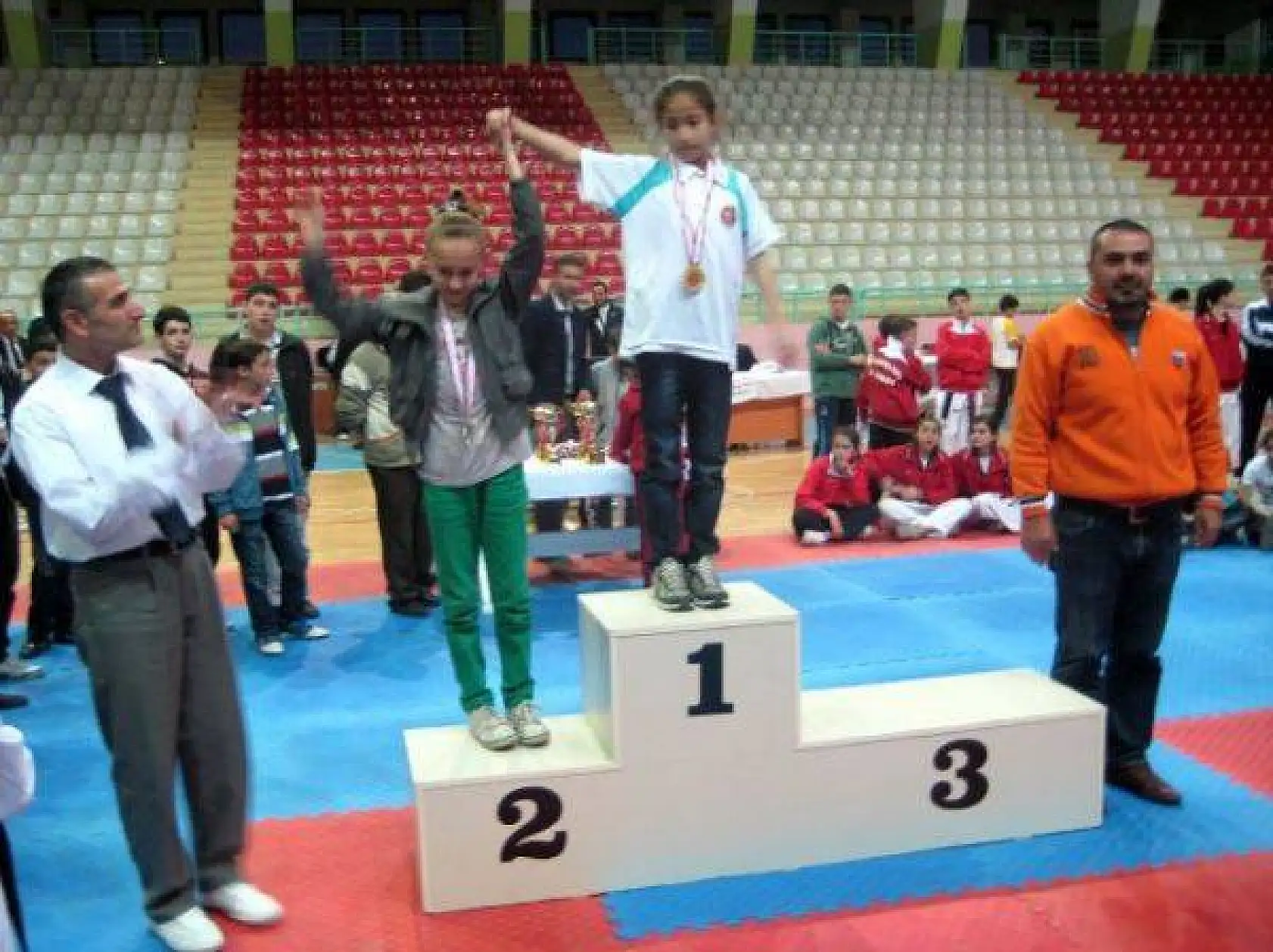 Yozgat Taekwondo Şampiyonası-06-07 Nisan 2013