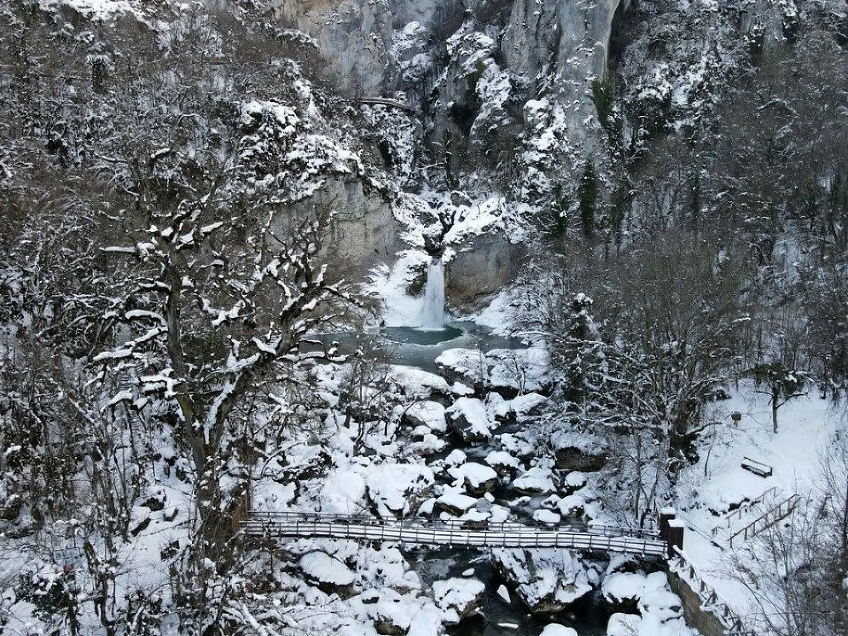 Valla ve Horma kanyonları doğaseverleri cezbediyor