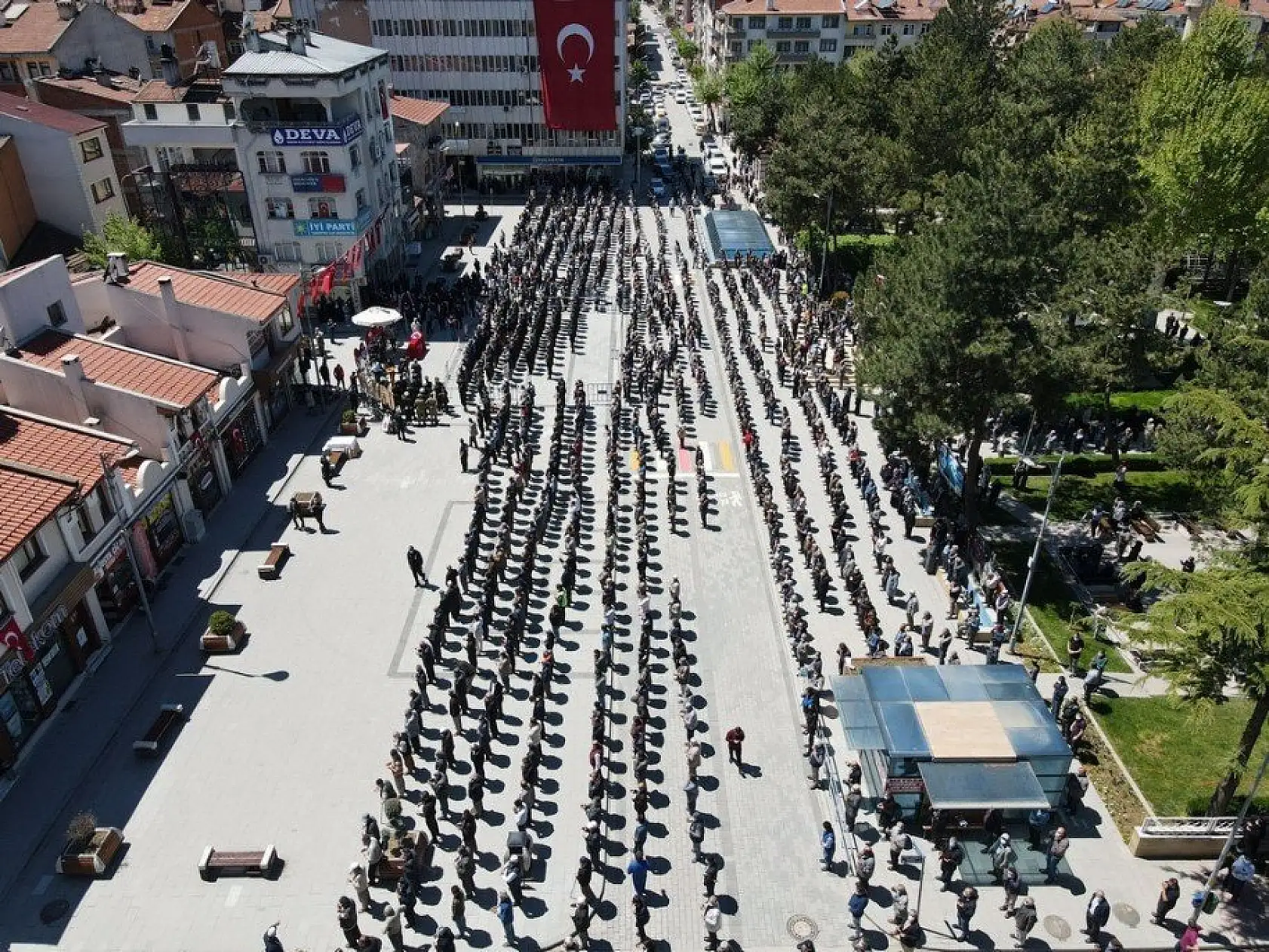Şehit Uzman Çavuş son yolculuğuna uğurlandı