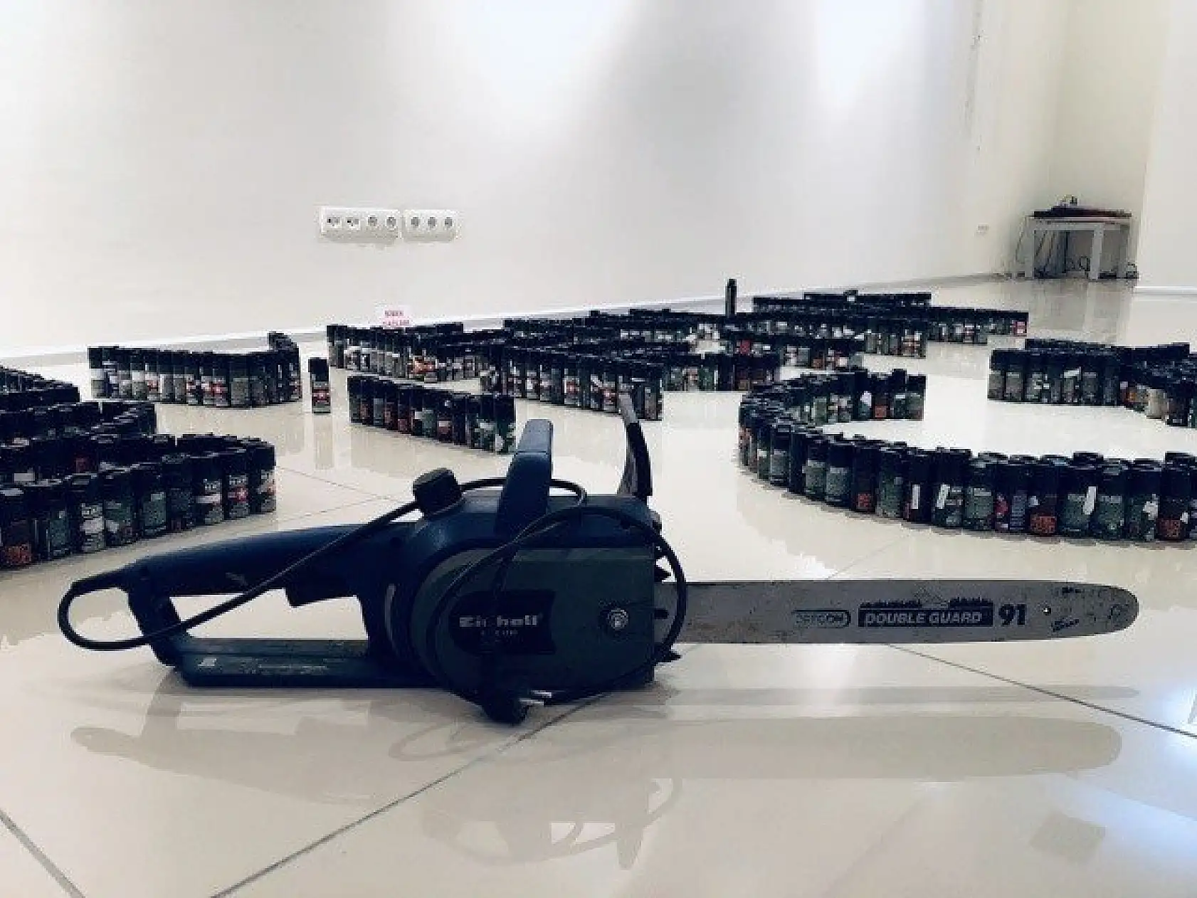 Adiyede ele geçirilen suç aletleri sergilendi