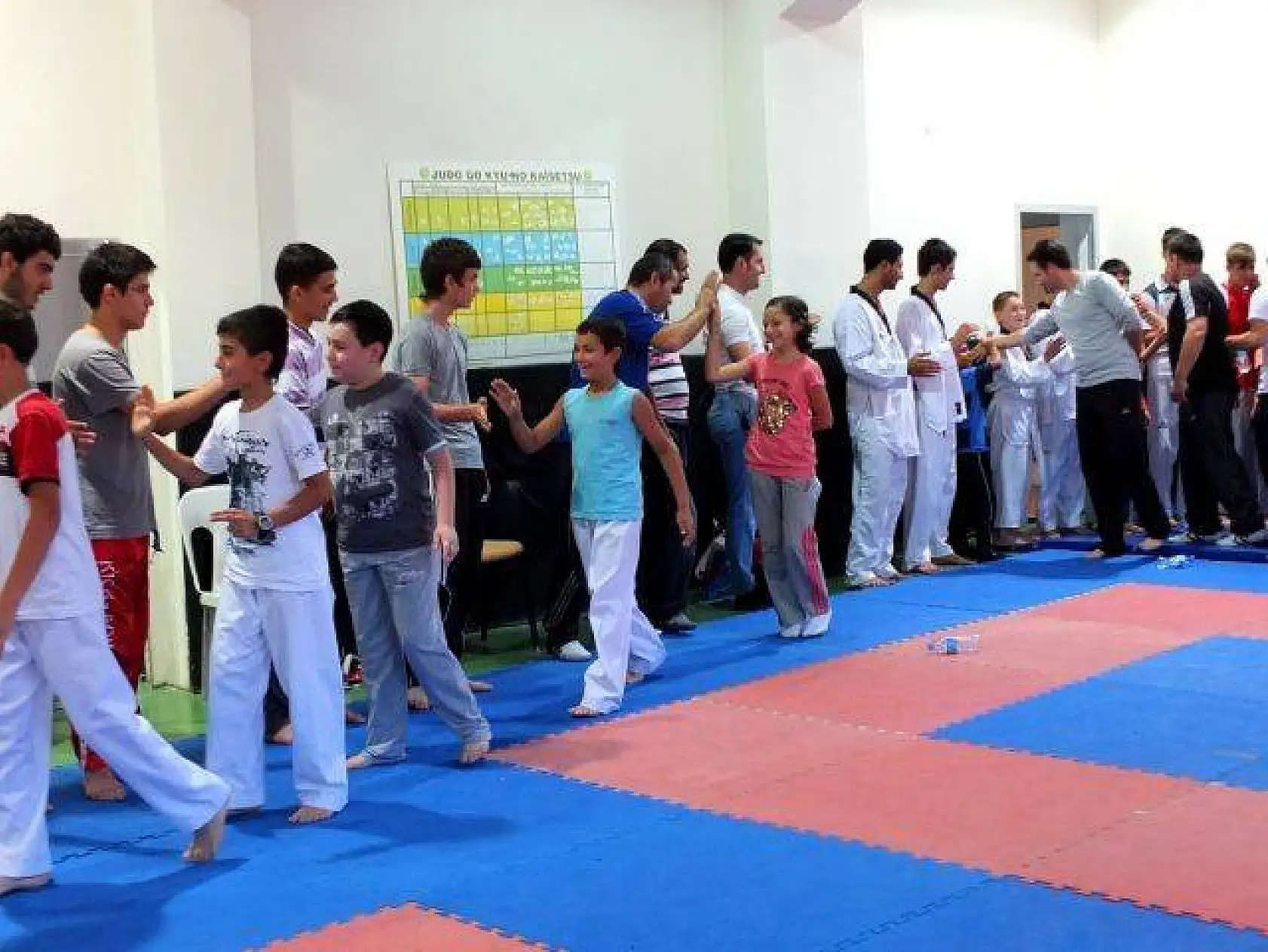 Azeri ve Kastamonu'lu Taekwondocular ortak antrenman 24-25 Ağustos 2013