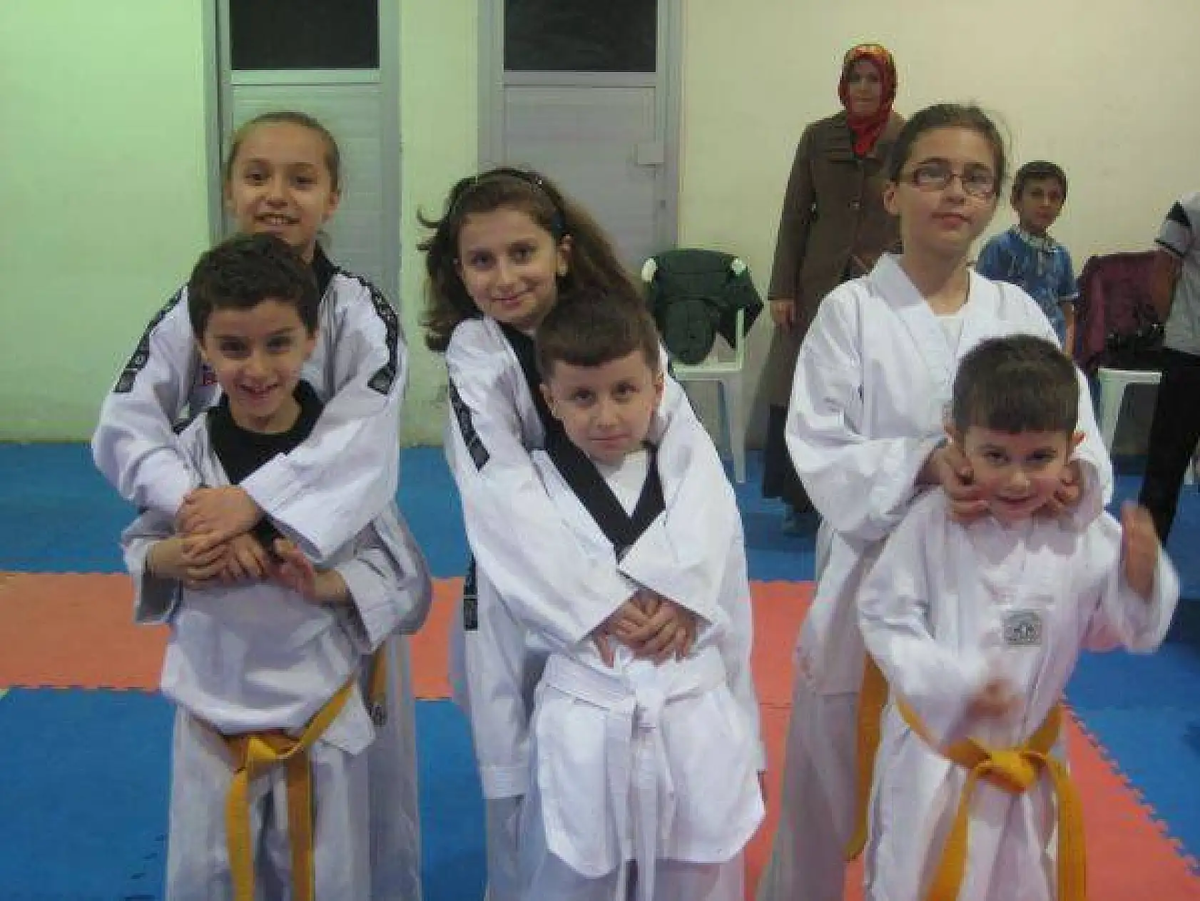 Erişen Spor Taekwondo kuşak sınavı