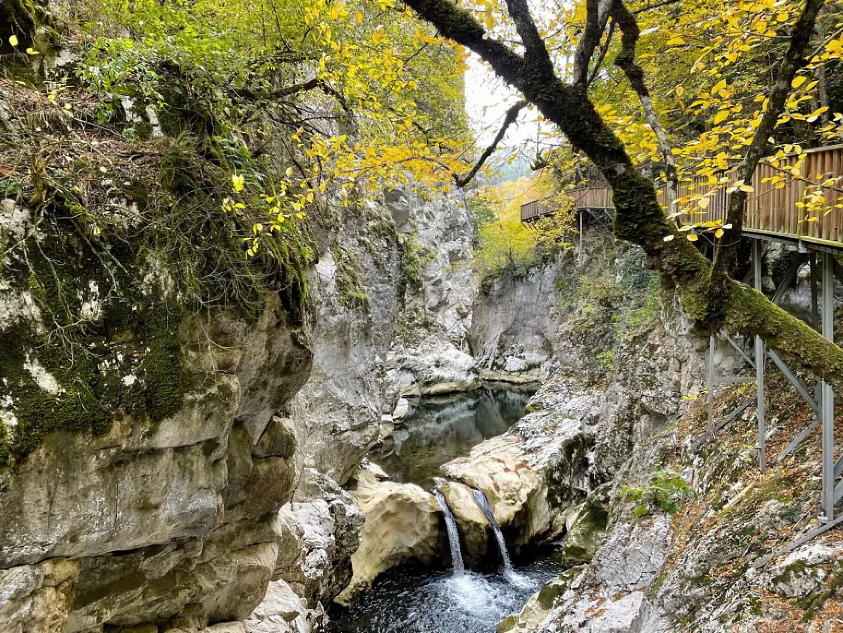 Horma Kanyonu ve Ilıca Şelalesinde sonbahar renkleri