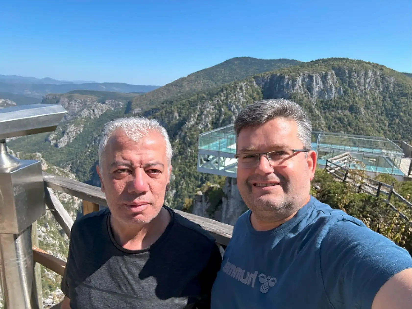 Her mevsim ayrı güzel