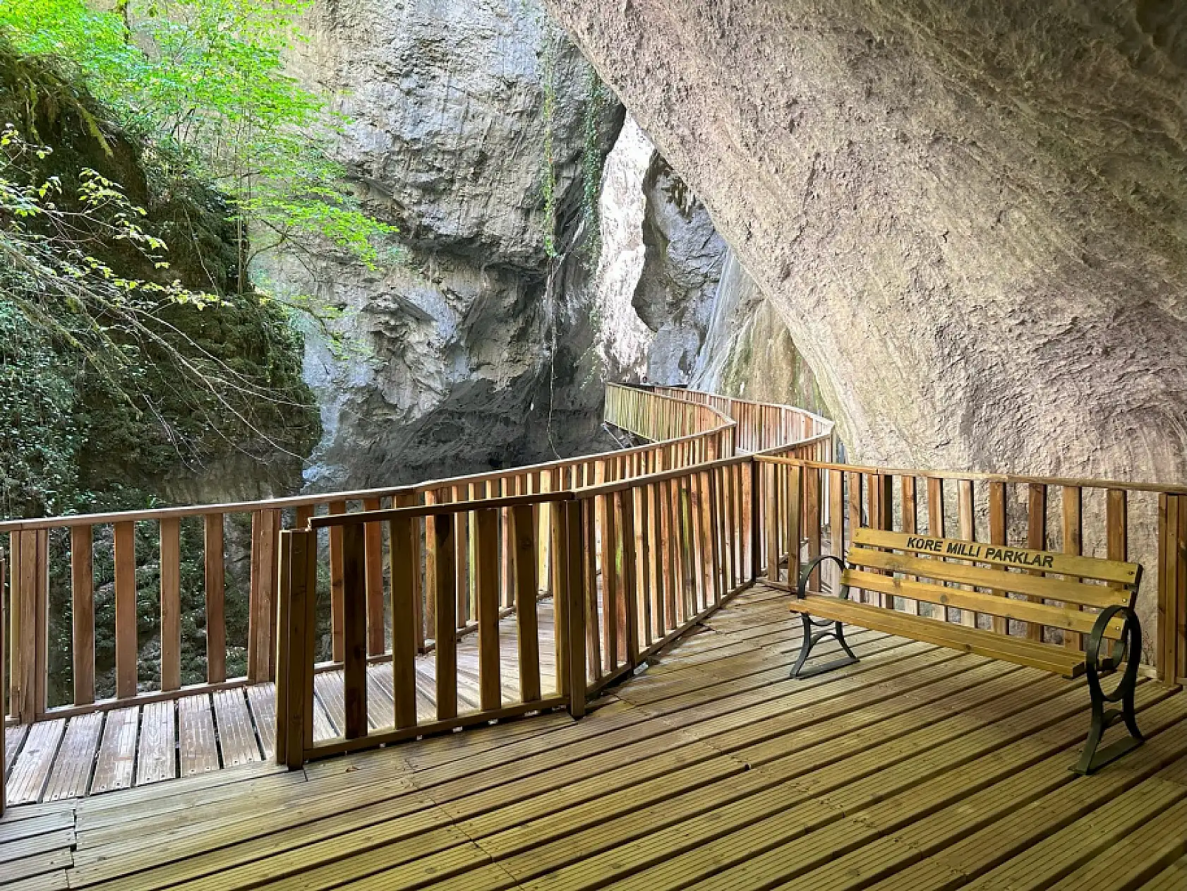 Her mevsim ayrı güzel