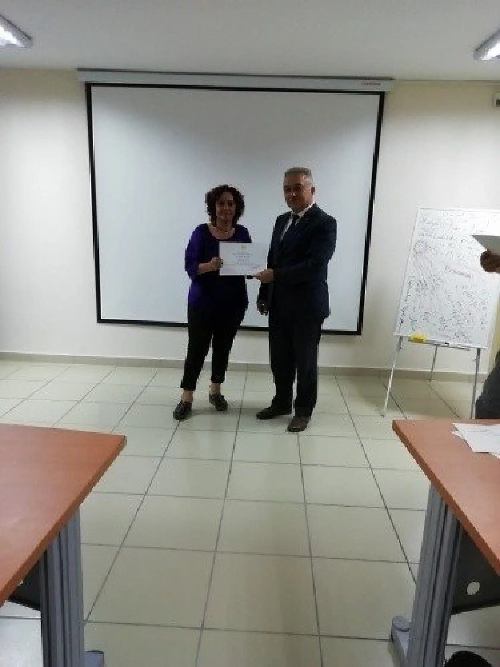 Genç girişimciler iş kurmak için ilk adımı attı