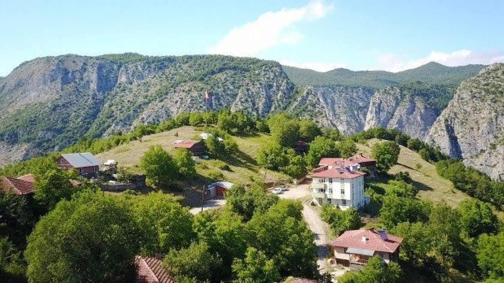 Valla Kanyonu maceraperest doğaseverleri bekliyor
