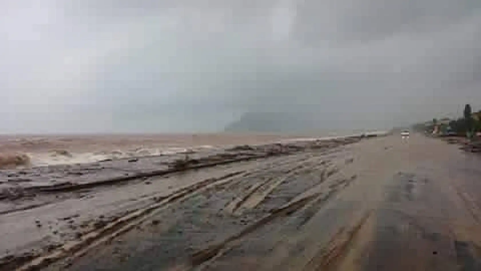 Cide'de sel felaketi