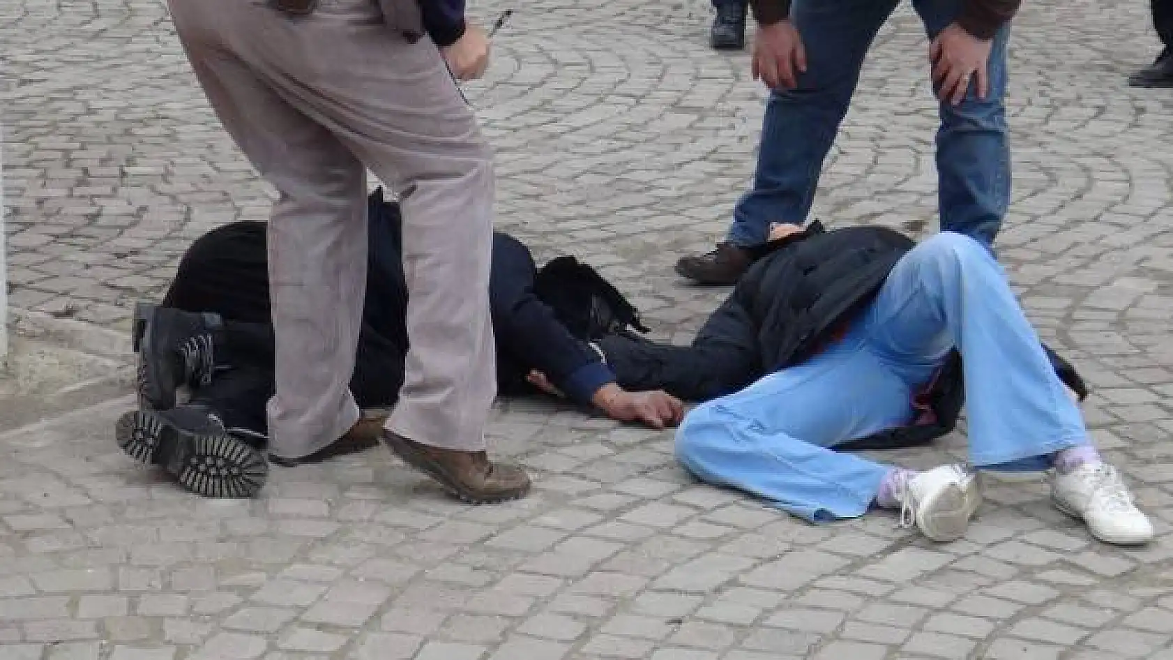 Adliye önünde cinayet 18.12.2013