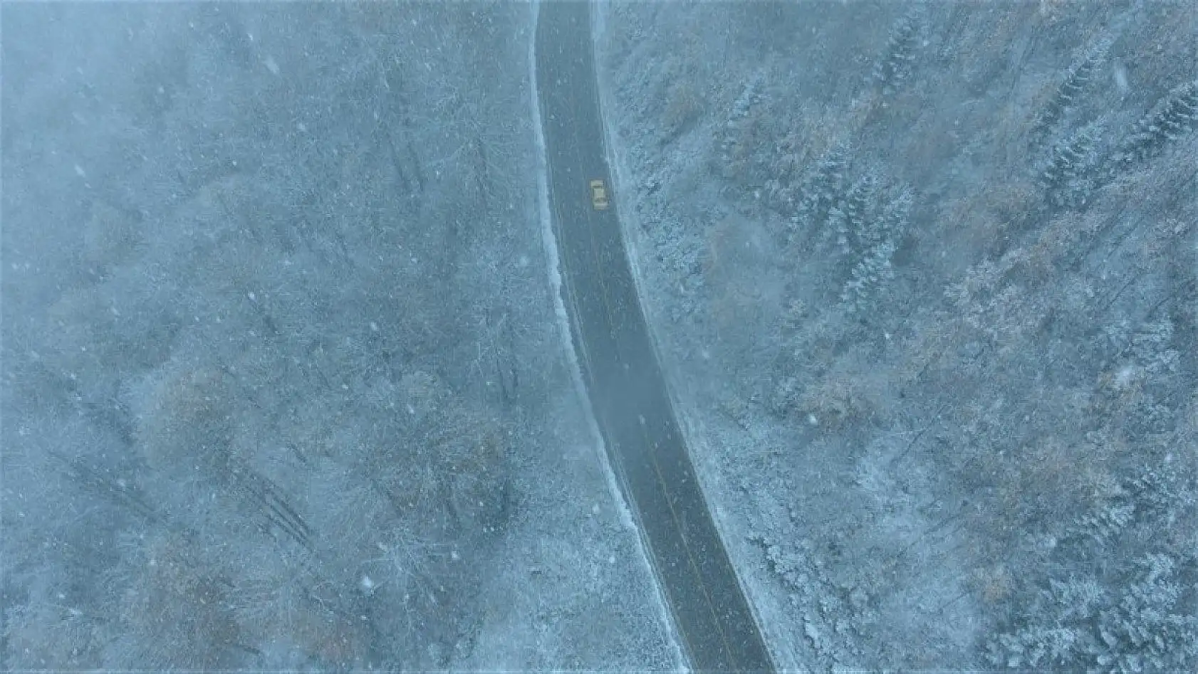 Kastamonu'ya mevsimin ilk karı düştü