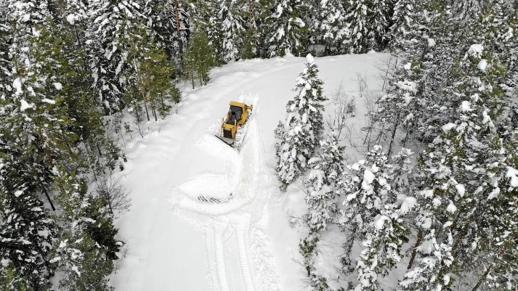Kastamonu'nun 'kar savaşçıları' bu kışı yoğun geçirdi
