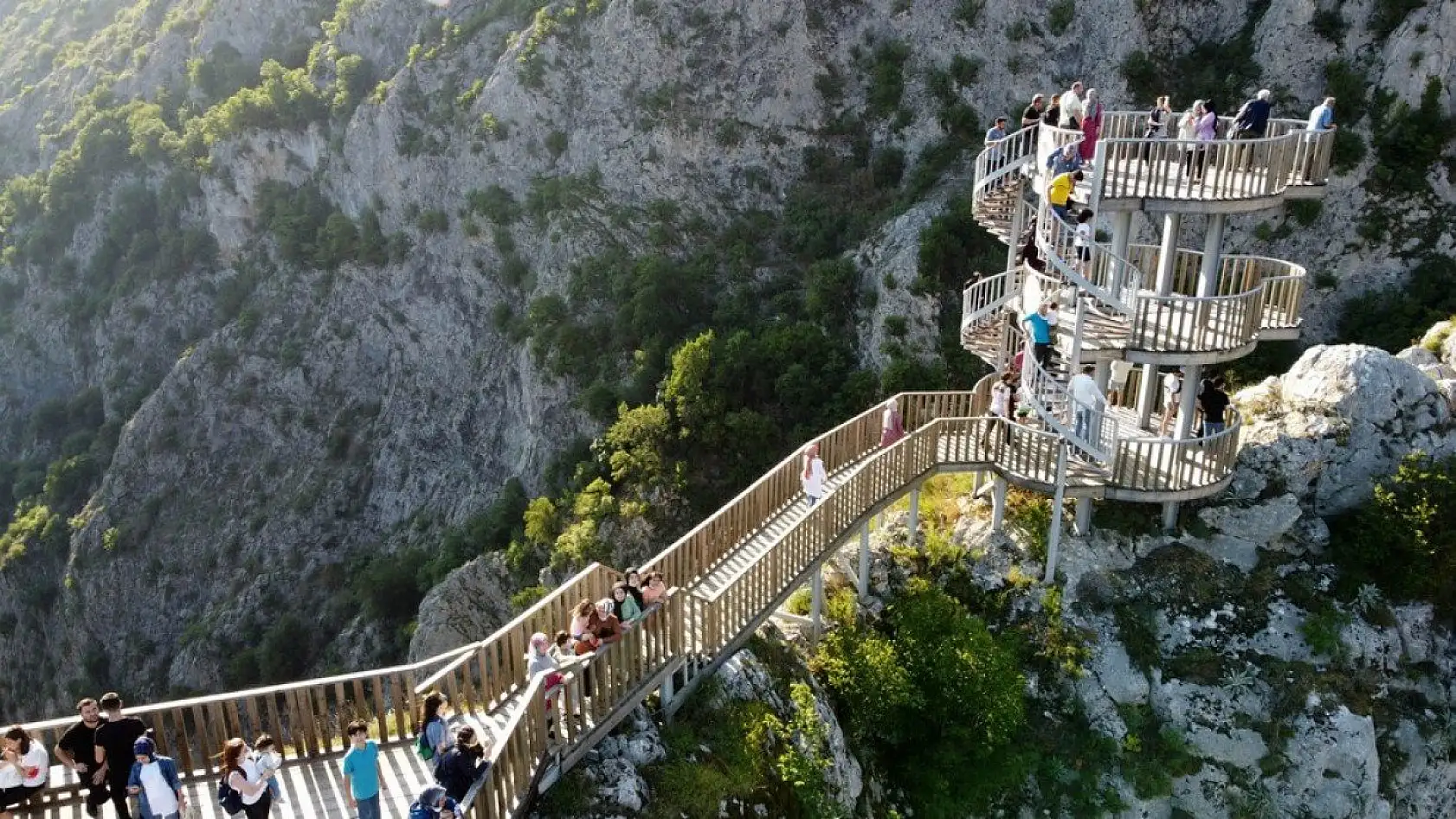 Pınarbaşı bayramda nüfusunun 20 katı ziyaretçiyi ağırladı