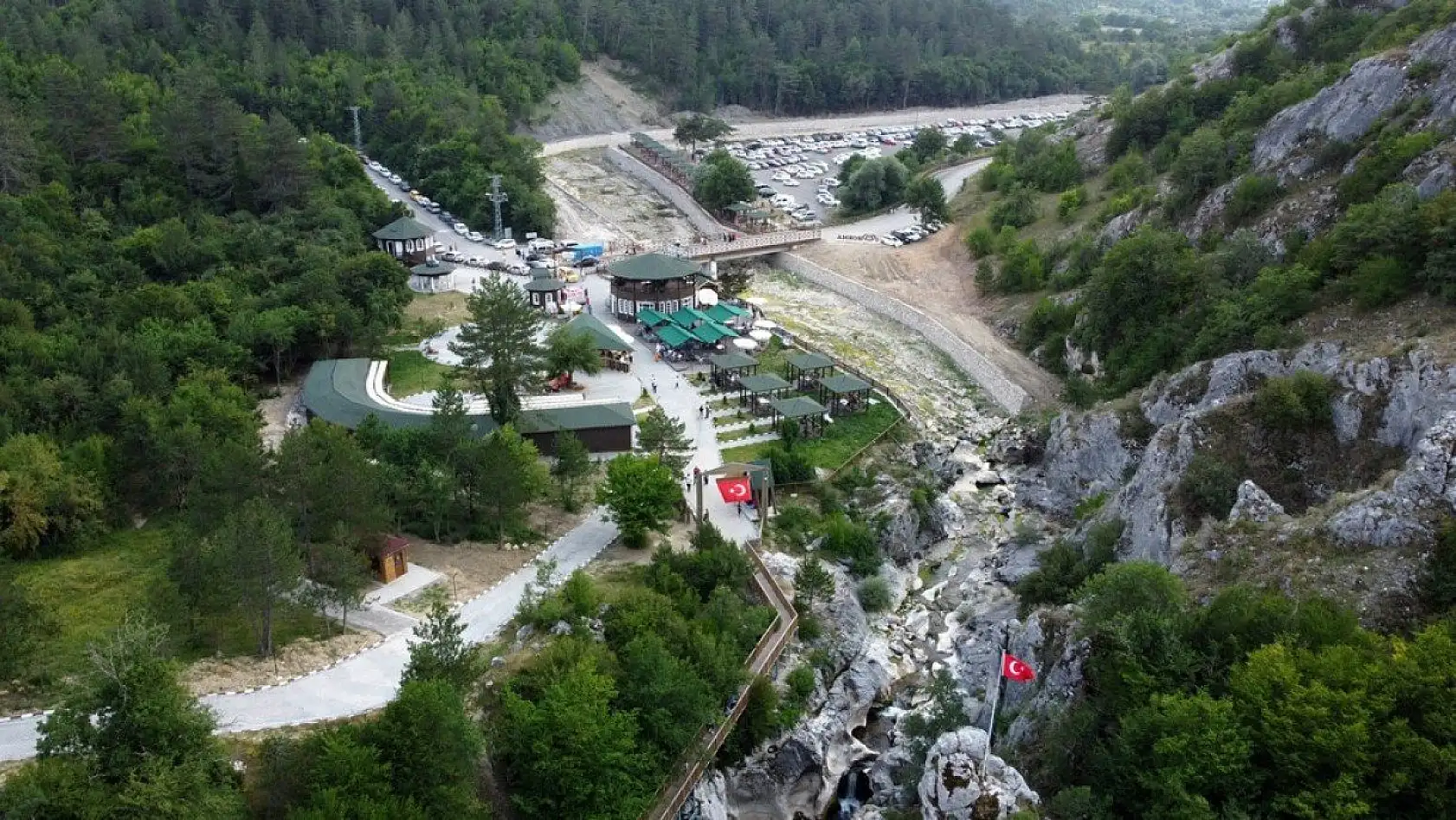 Pınarbaşı bayramda nüfusunun 20 katı ziyaretçiyi ağırladı