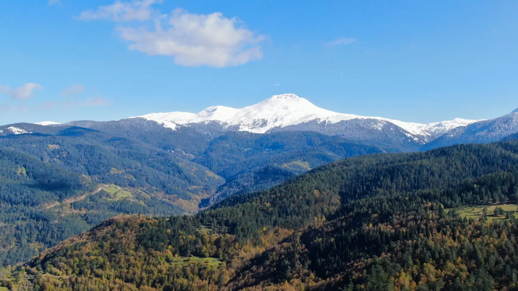Sonbahar ve kar buluştu