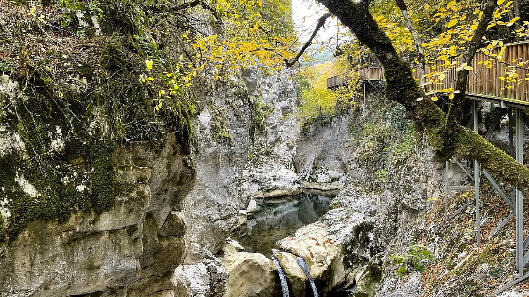Horma Kanyonu ve Ilıca Şelalesinde sonbahar renkleri