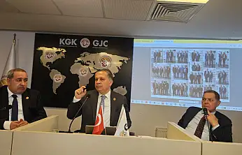 KGK'da yerel medya zirvesi: 'Meslek Birliği Yasası kaçınılmaz'