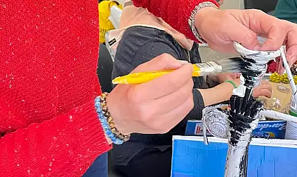 'Atıktan Sanata' sergisiyle engeller sanata dönüşüyor