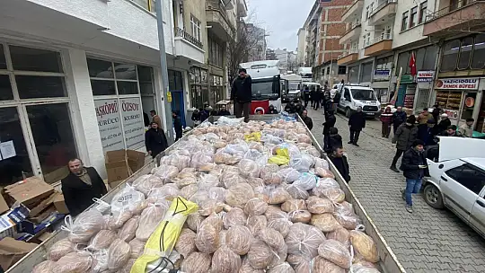 2 yardım tırı daha deprem bölgesine gönderildi