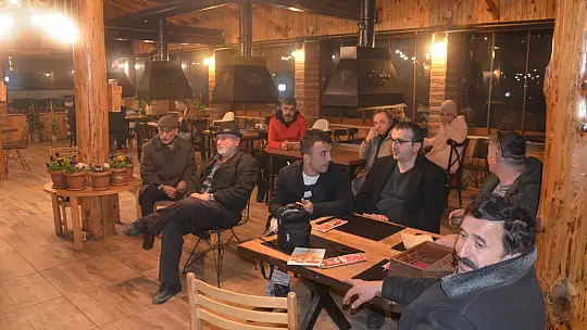 Antikacılardan eski eşya mezatı